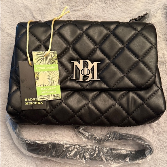 Badgley Mischka Handbags - Badgley Mischka Quilted Black Crossbody Bag